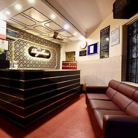 Hotel Rajdhani Bhubaneswar Exteriör bild