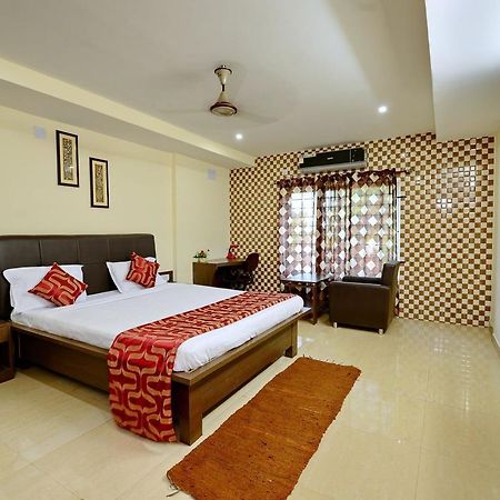 Hotel Rajdhani Bhubaneswar Exteriör bild