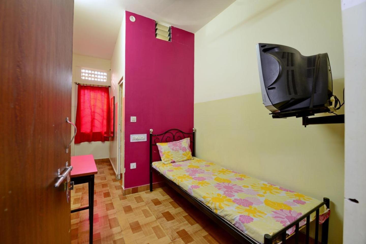 Hotel Rajdhani Bhubaneswar Exteriör bild
